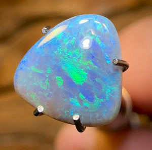 1.3cts - Australian Black Opal from Lightning Ridge - Opal Whisperers