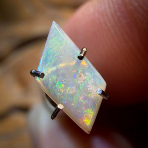 Wild Card! 0.3cts - South Australian Crystal Opal