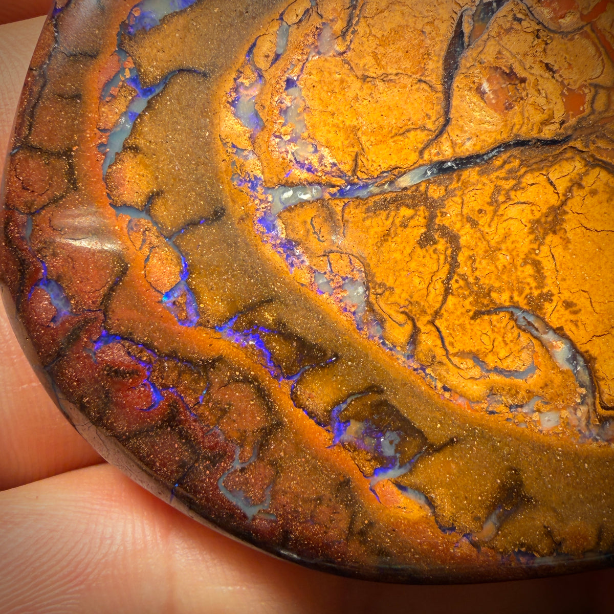 282,2 ct – Großer australischer Boulder-Opal mit Stammesmotiven aus Yowah