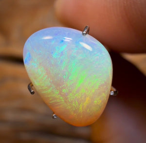 2.9cts - Lightning Ridge Crystal Opal