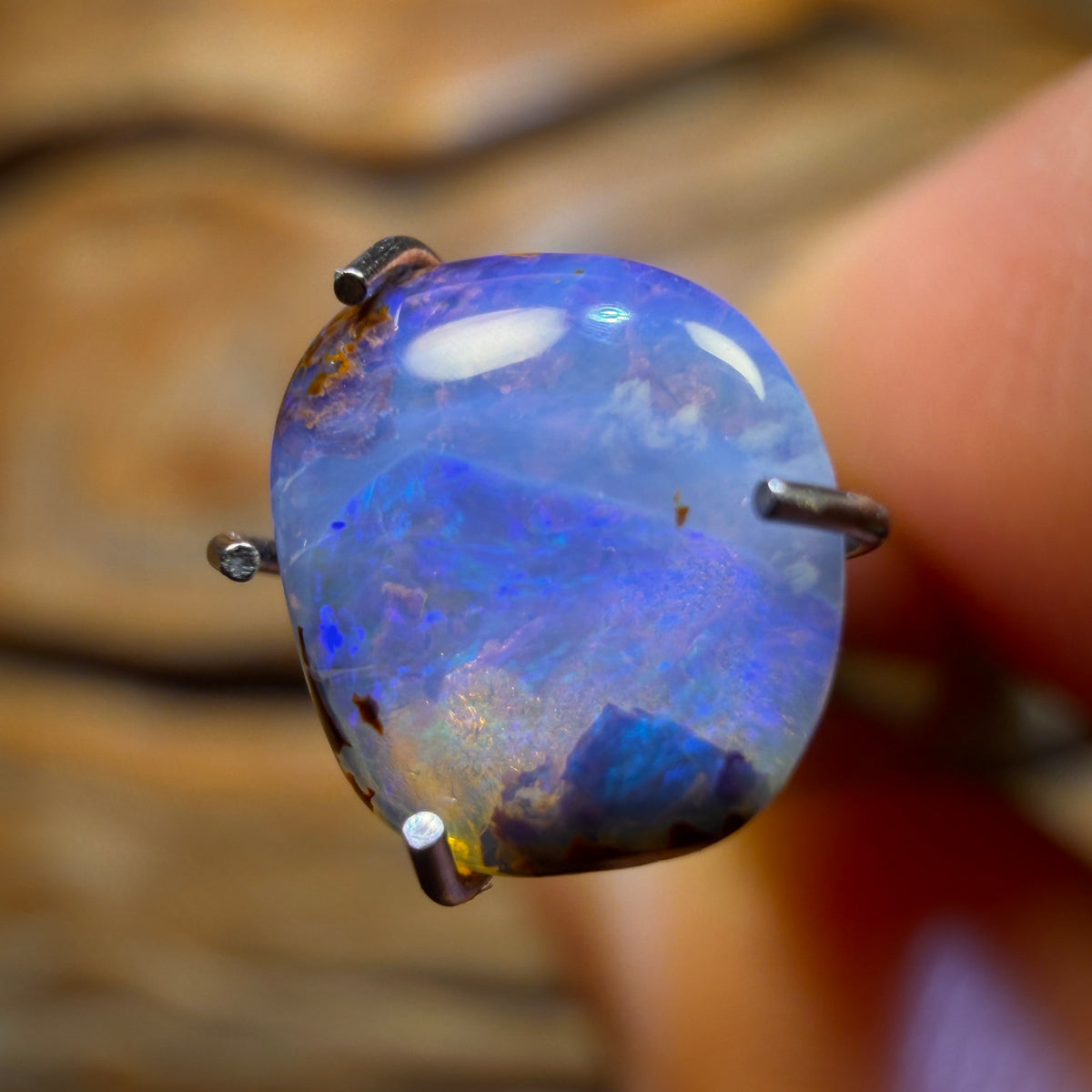 Half Price Card! 1.05cts - Queensland Boulder Seam Opal. Australian Opal