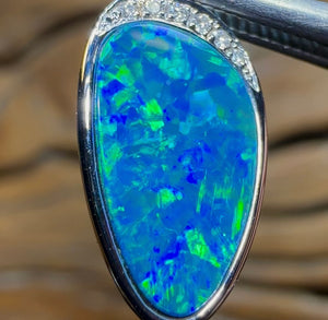 14k White Gold - Queensland Boulder Doublet Opal Pendant with Diamonds - Opal Whisperers