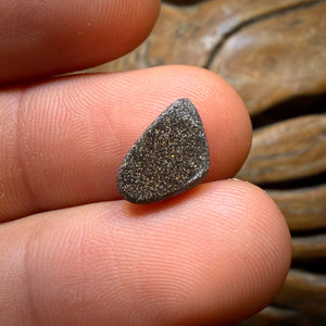 2.6cts - Top Australian Red on Black Boulder Seam Opal from Winton