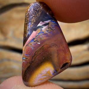 8.6cts - Tribal Yowah Nut Opal. Australian Opal
