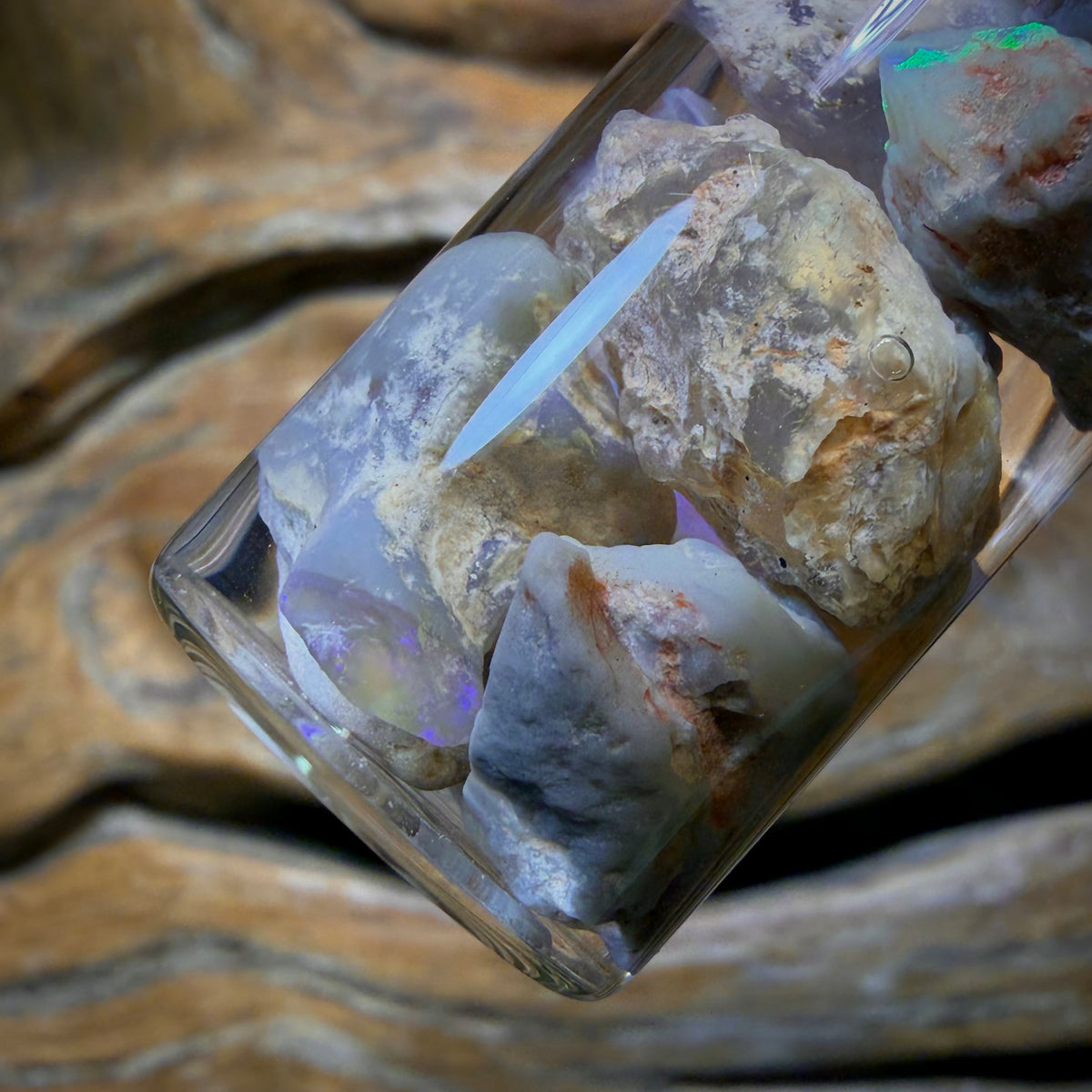 111.8cts - Lightning Ridge Opal Vial