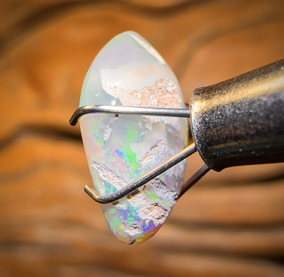 Auction Fall-Through = Your Gain! 🔥 Now More Than 50% Off RRP 🚨 2.45cts - South Australian Crystal Opal
