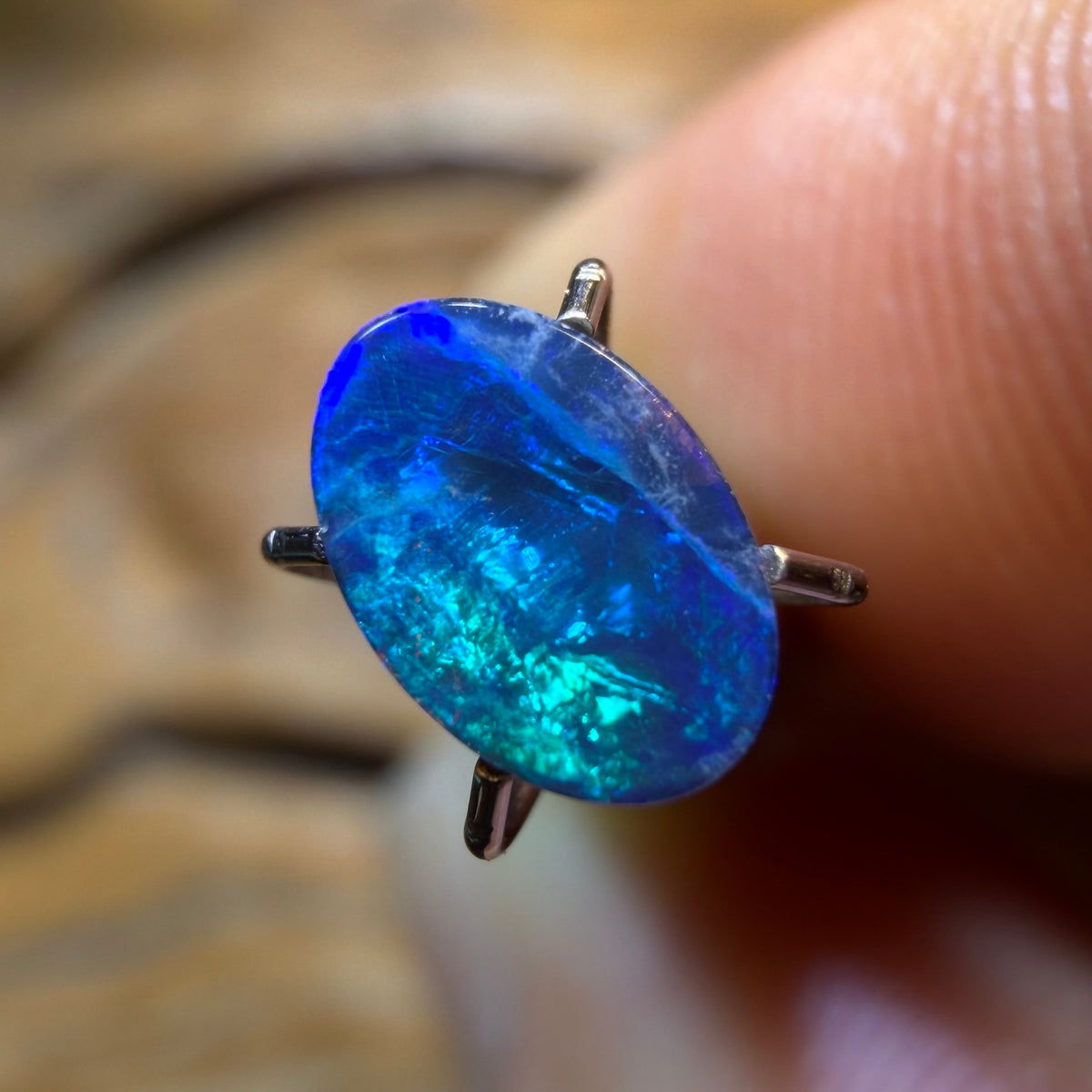 🔨 AUCTION 🔨 No Reserve 0.45cts - Australian Boulder Opal Doublet