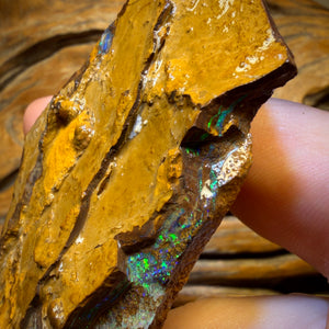 293,7 ct - Yowah Opal Rohstück. Keksband