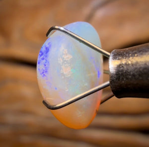 2.9cts - Lightning Ridge Crystal Opal