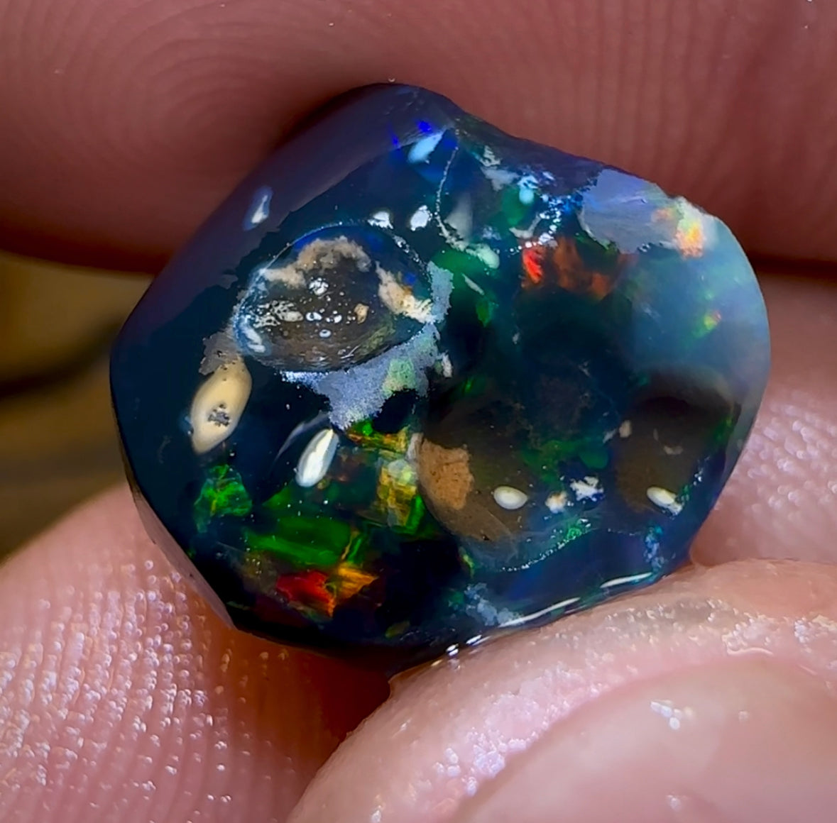 6.3cts - Lightning Ridge Top Color Black Opal Rough Piece. CARVING MATERIAL - Opal Whisperers