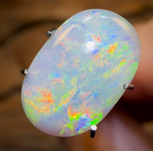 1.5cts - Dark Opal from Lightning Ridge - Opal Whisperers