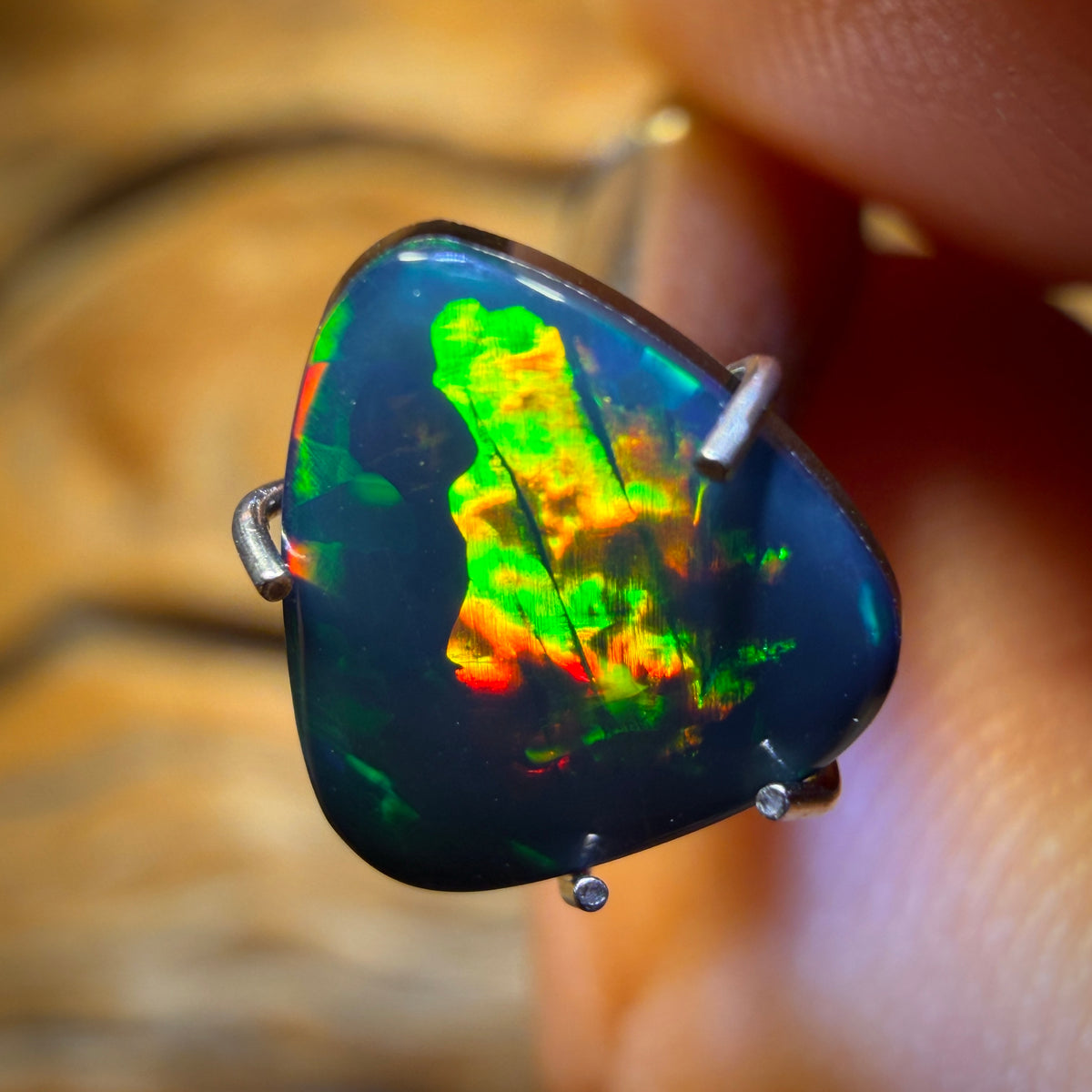 1.45cts - Awesome Lightning Ridge Opal Doublet