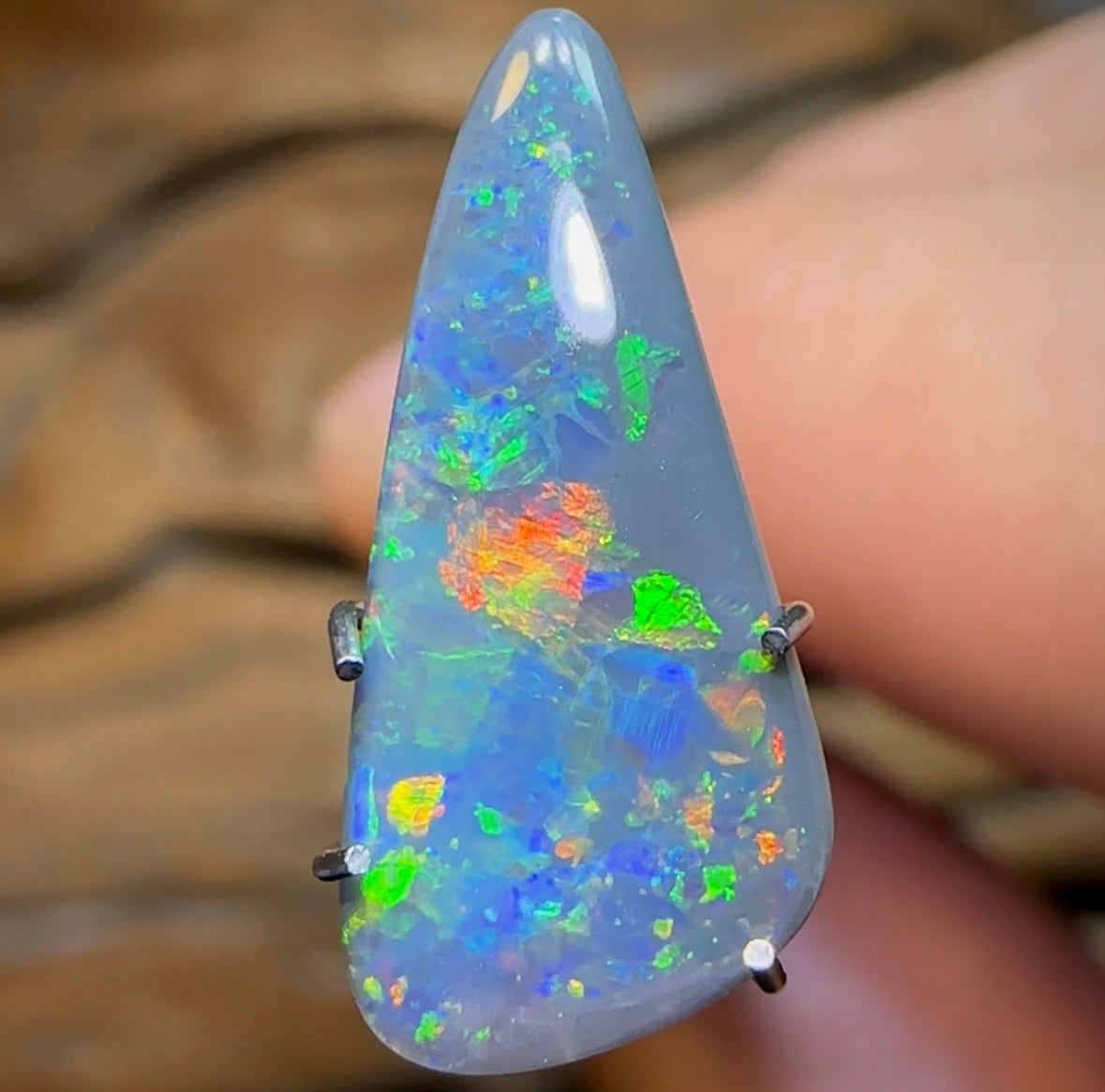 1.4cts - Lightning Ridge Black Opal Bargain - Opal Whisperers