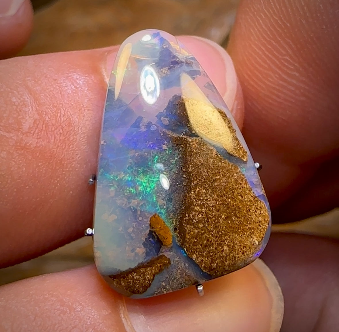 9.3cts - “Islands from above” Queensland Boulder Seam Opal