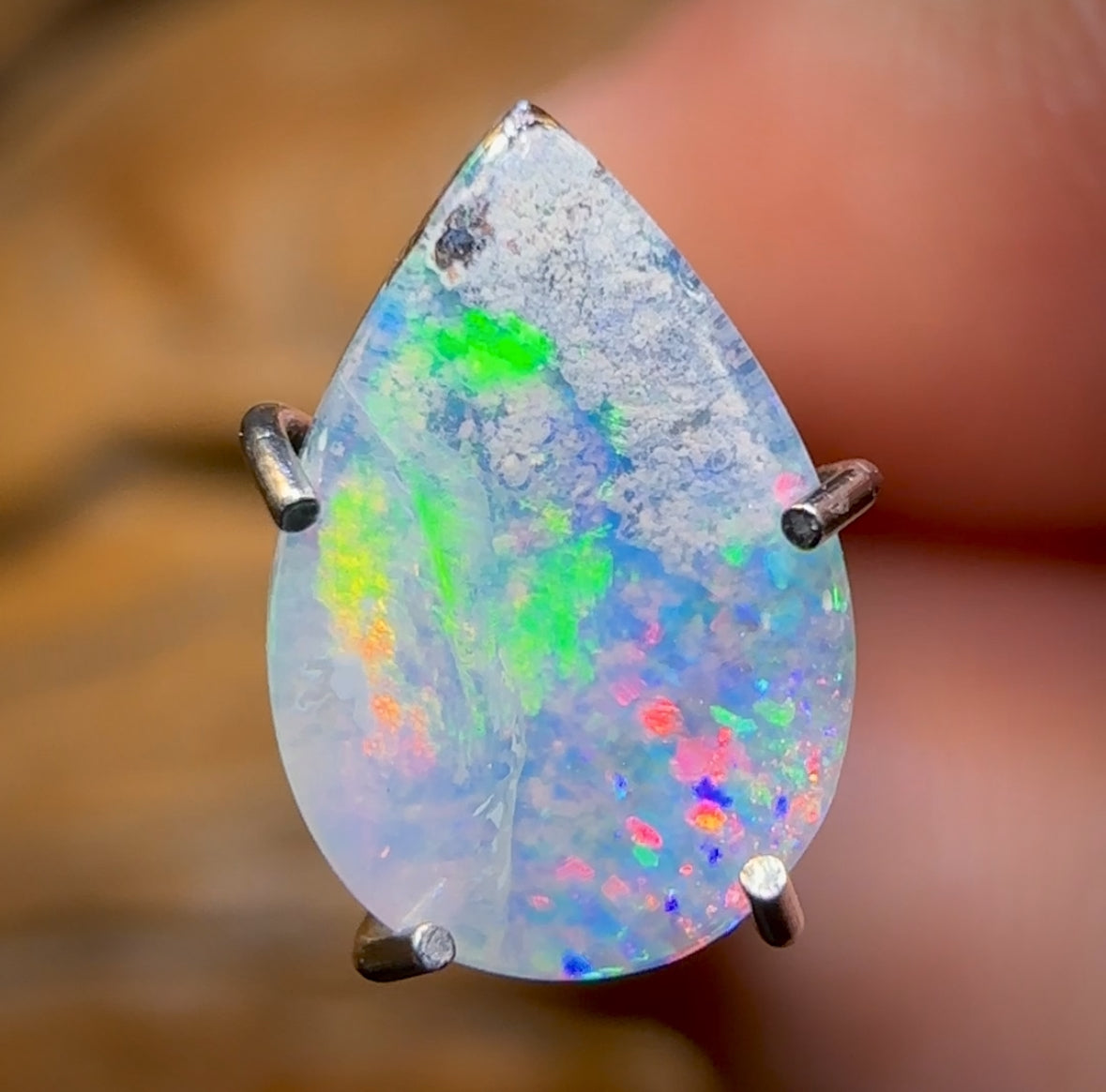 0.8cts - Queensland Boulder Seam Opal Bargain