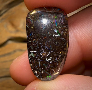 13.1cts - Tribal Pattern Queeensland Boulder Opal - Opal Whisperers