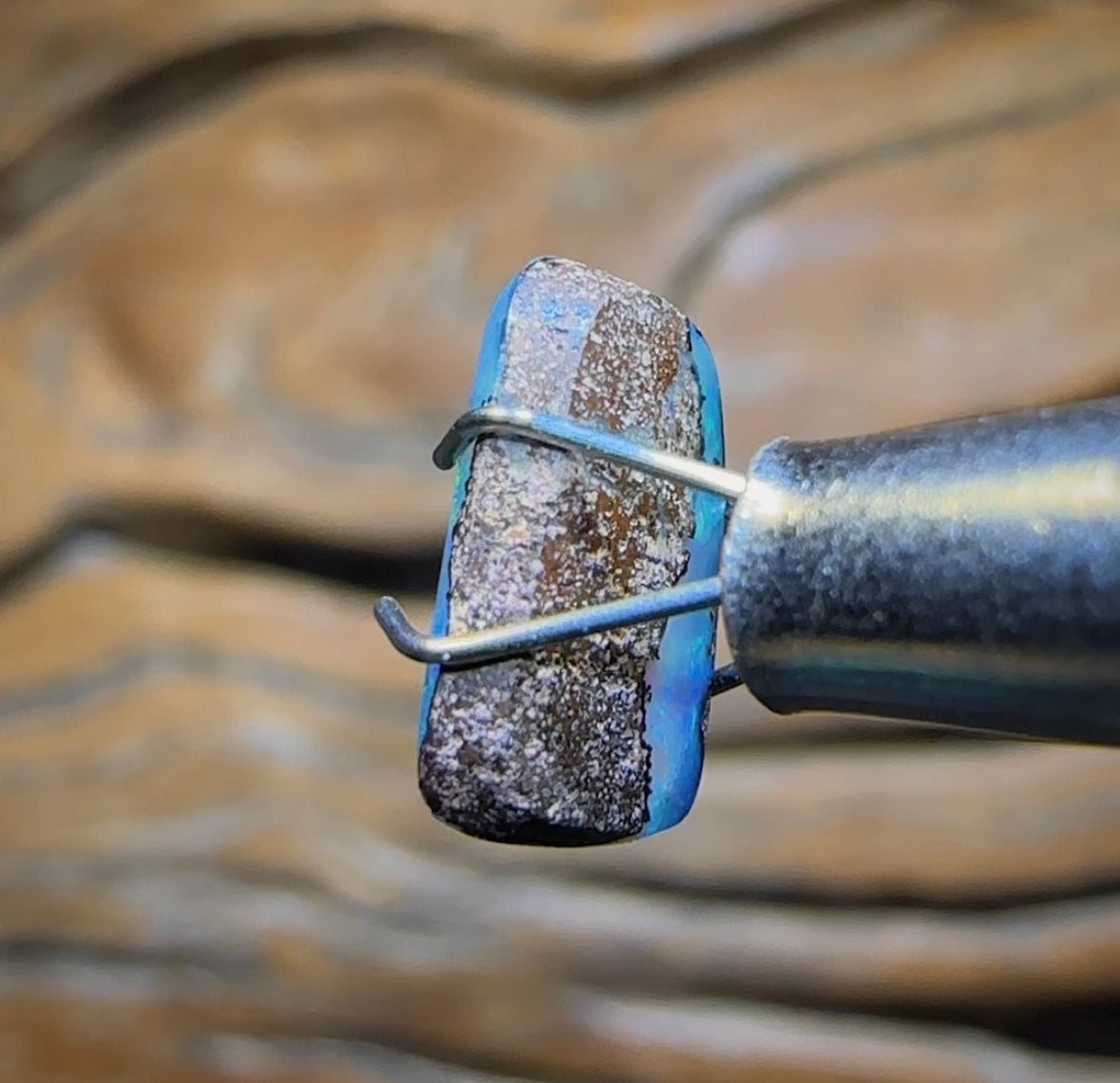 Auction Fall-Through = Your Gain! 🔥 Now More Than 50% Off RRP 🚨 1.35cts - Queensland Boulder Seam Opal