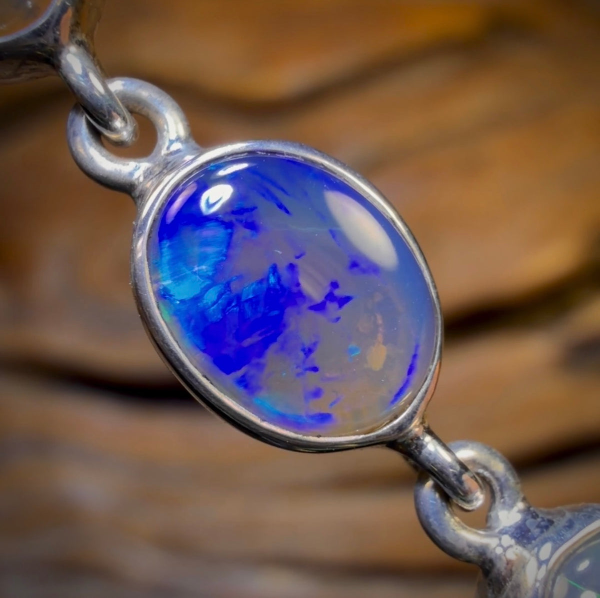 Sterling Silver - Quality Solid Lightning Ridge Crystal Opal Bracelet