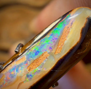 5,7 ct – Yowah-Nuss-Opal. Australischer Boulder-Opal.