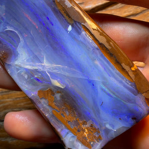 920.5cts - Top Queensland Boulder Seam Opal Rough Rub Piece