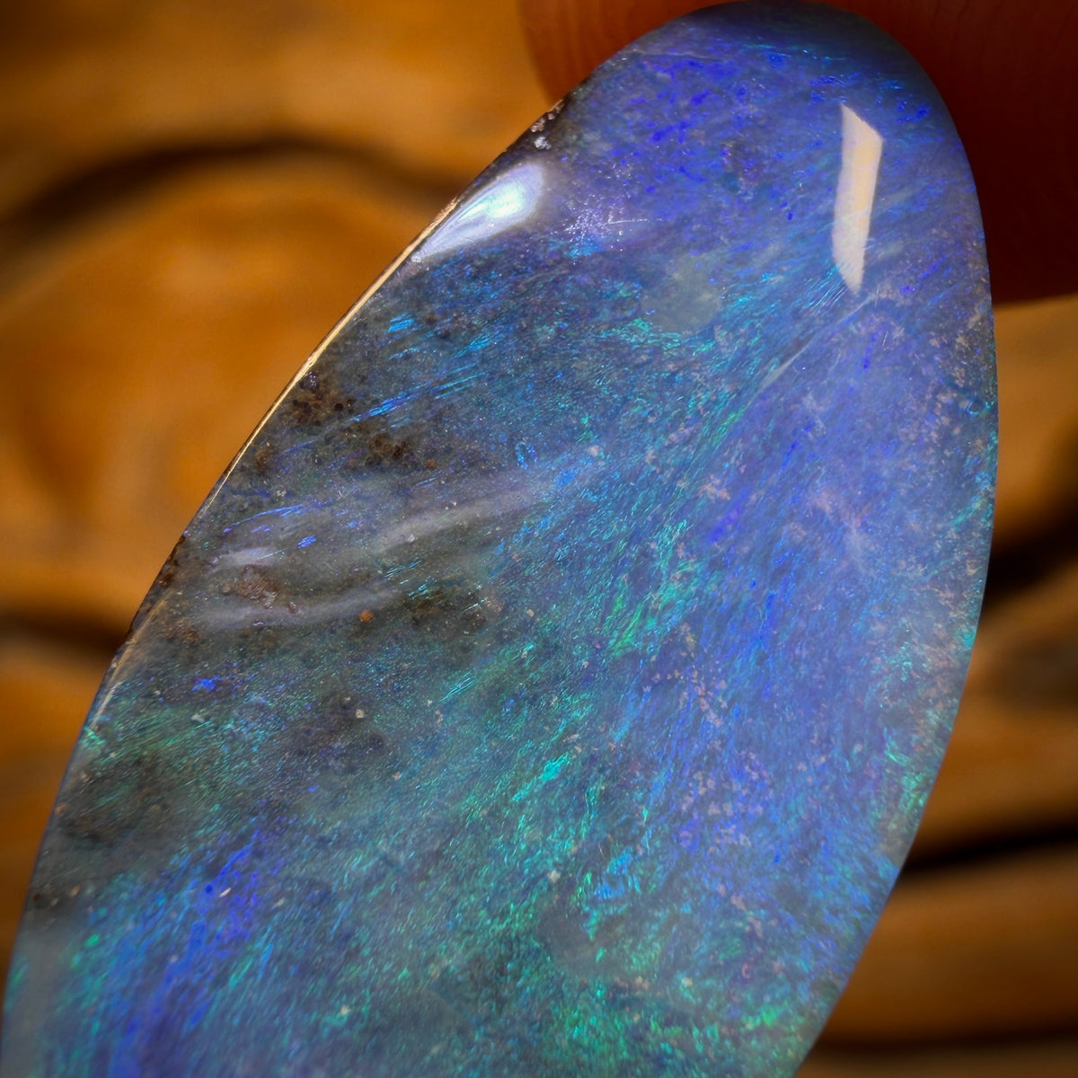 13.7cts - Queensland Boulder Seam Opal. Australian Opal