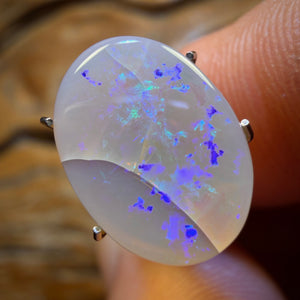 🔨 AUCTION 🔨 No Reserve  3.7cts - Rare Mintabie Australian Dark Opal