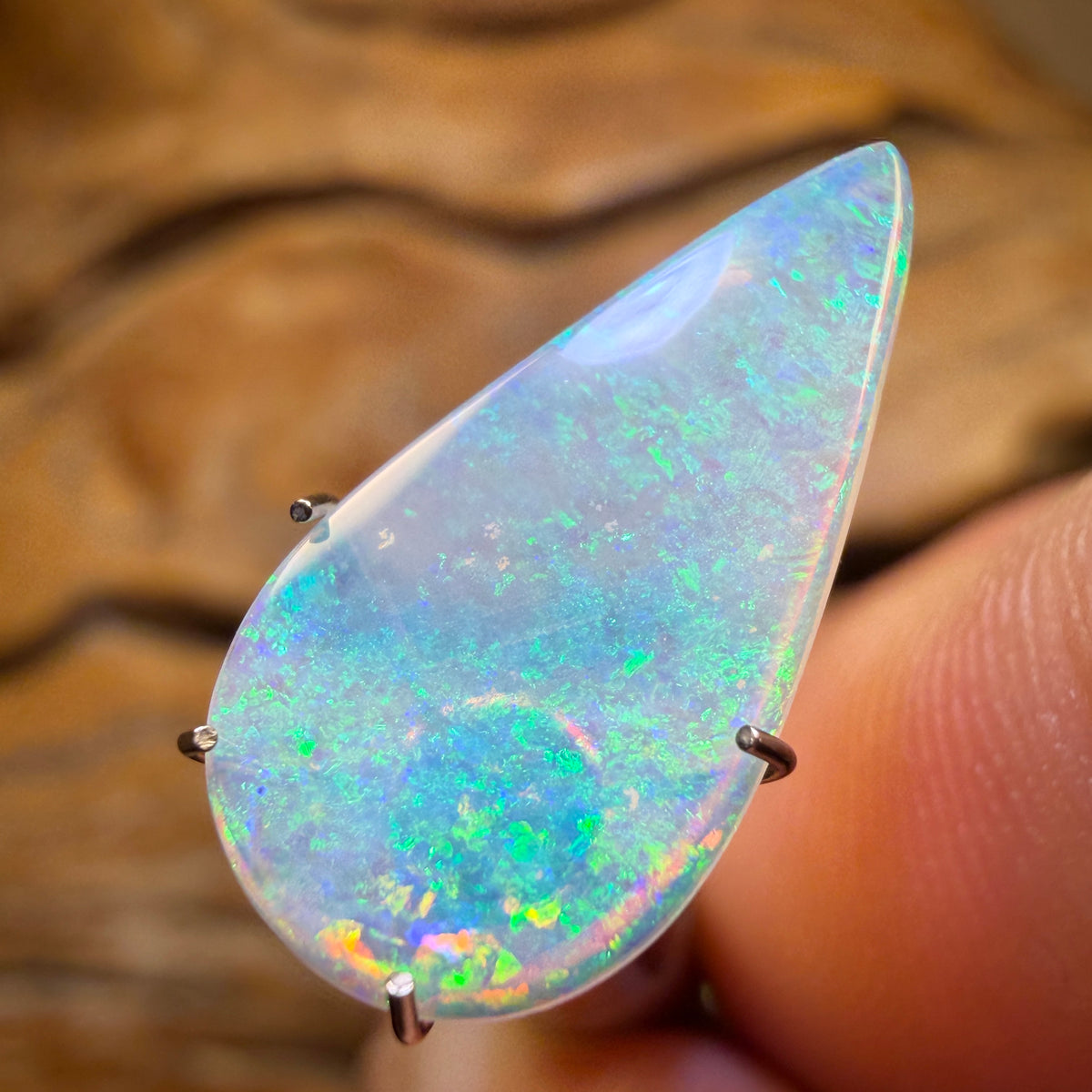 1.5cts - South Australian Crystal Opal from Coober Pedy