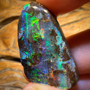 79.7cts - TOP Queensland Boulder Opal Rub. Featured on ‘OUTBACK OPAL HUNTERS’!!