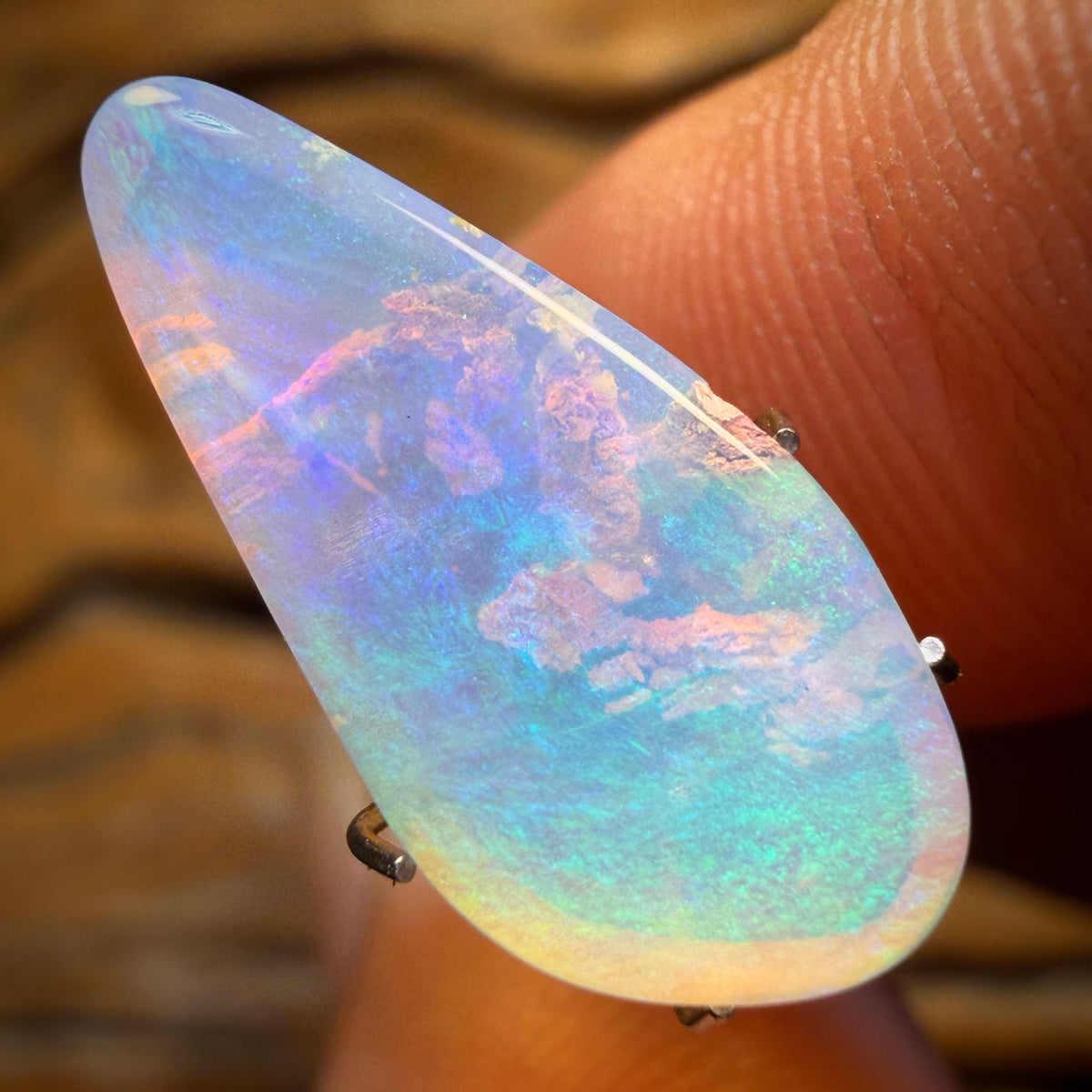 Bargain Card! 3.7cts - Solid Australian Boulder Pipe Crystal Opal