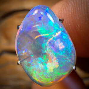 3.9cts - Gem Lightning Ridge Crystal Opal
