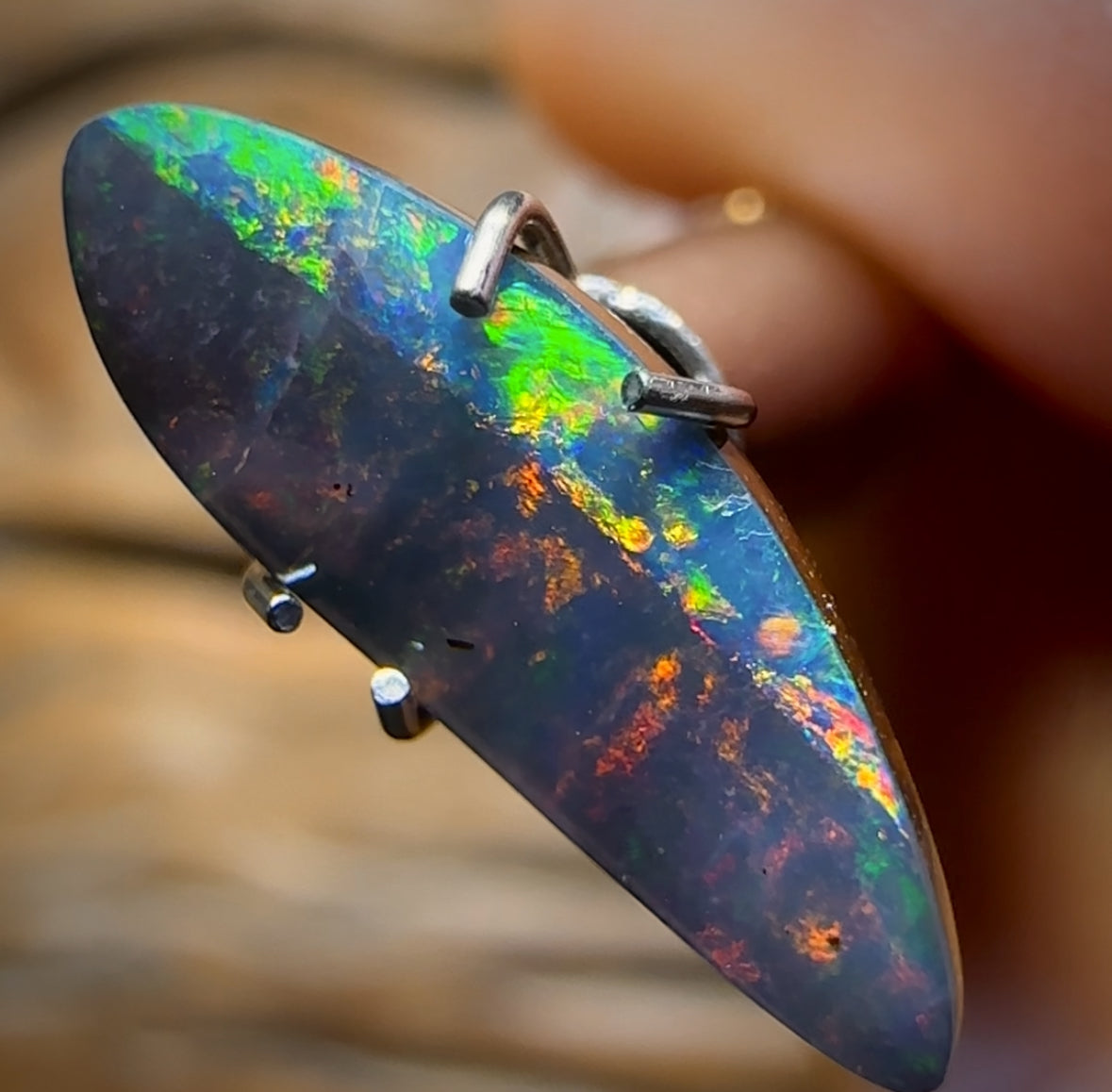 1.55cts - Queensland Boulder Seam Opal