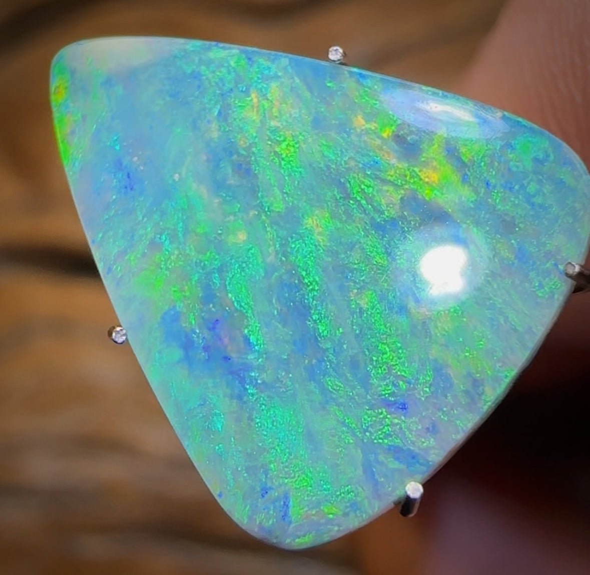 2.6cts  - Rare South Australian Dark/ Semi Black Opal from Mintabie