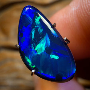 2.4cts - “Aurora” Wow Lightning Ridge Opal Doublet