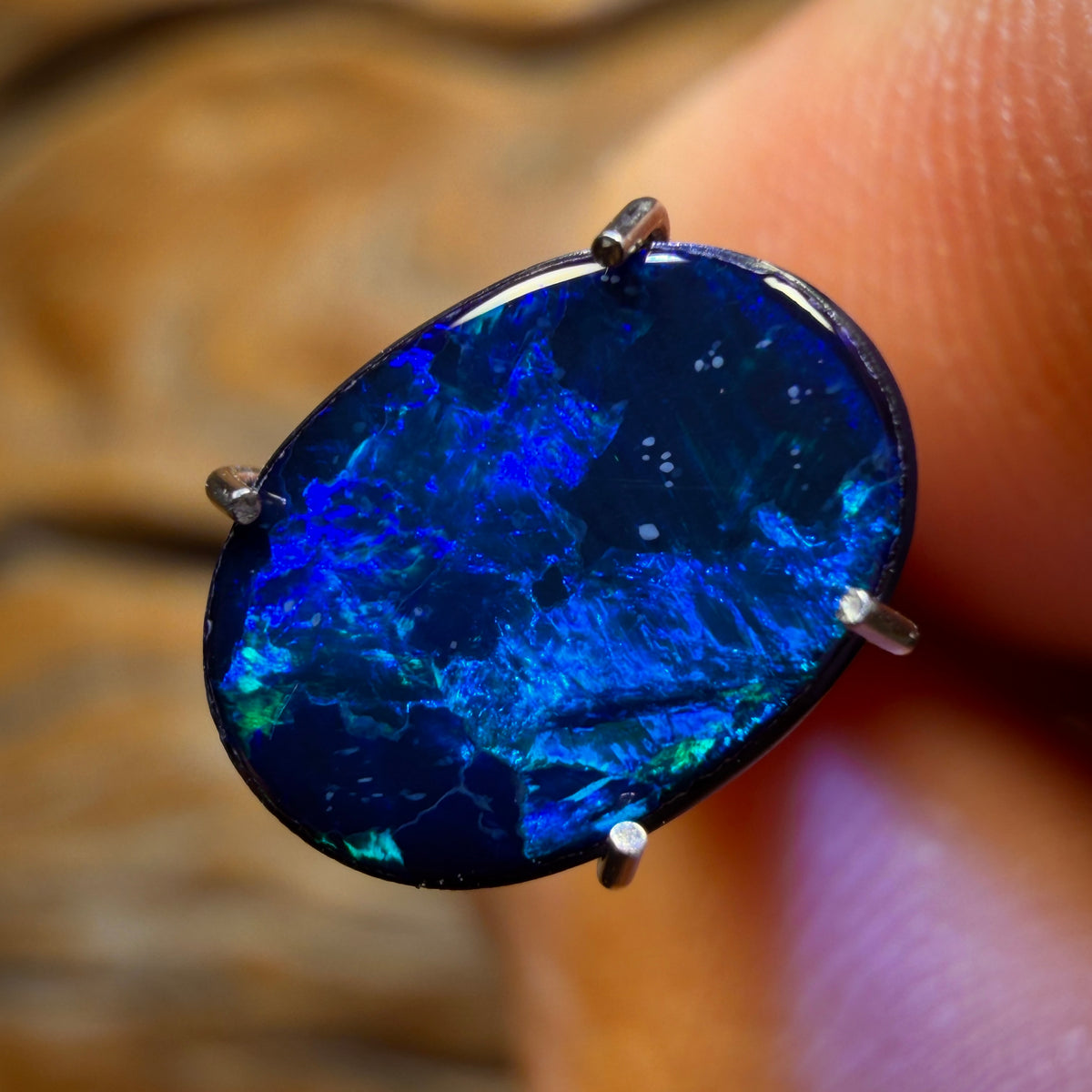 1.4cts - Lightning Ridge Opal Doublet