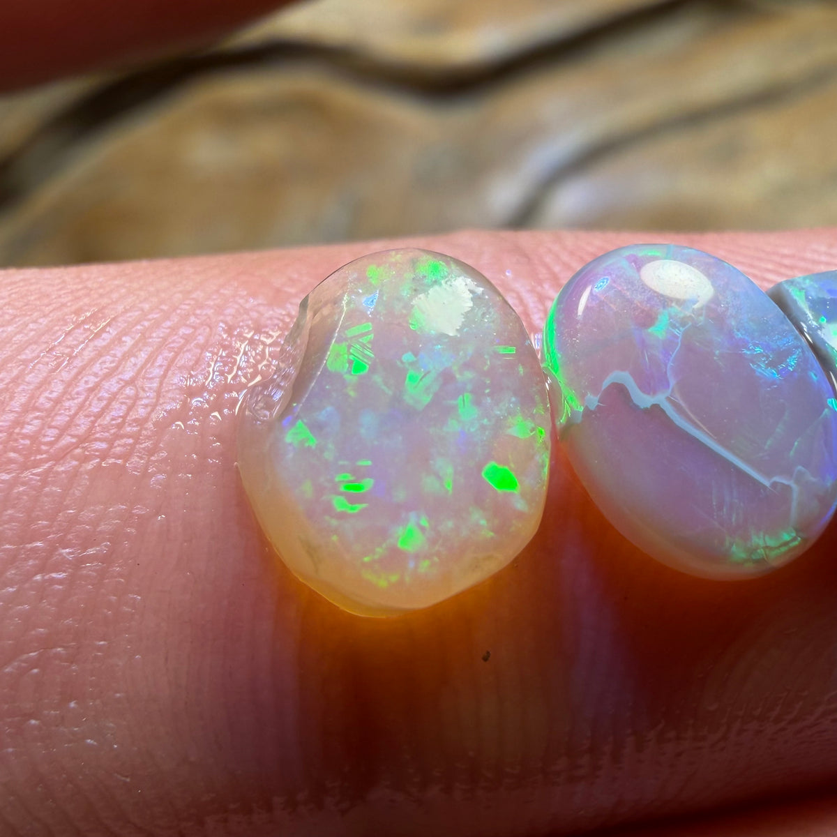 3.2cts - 3x Lightning Ridge Opal Rubs Parcel
