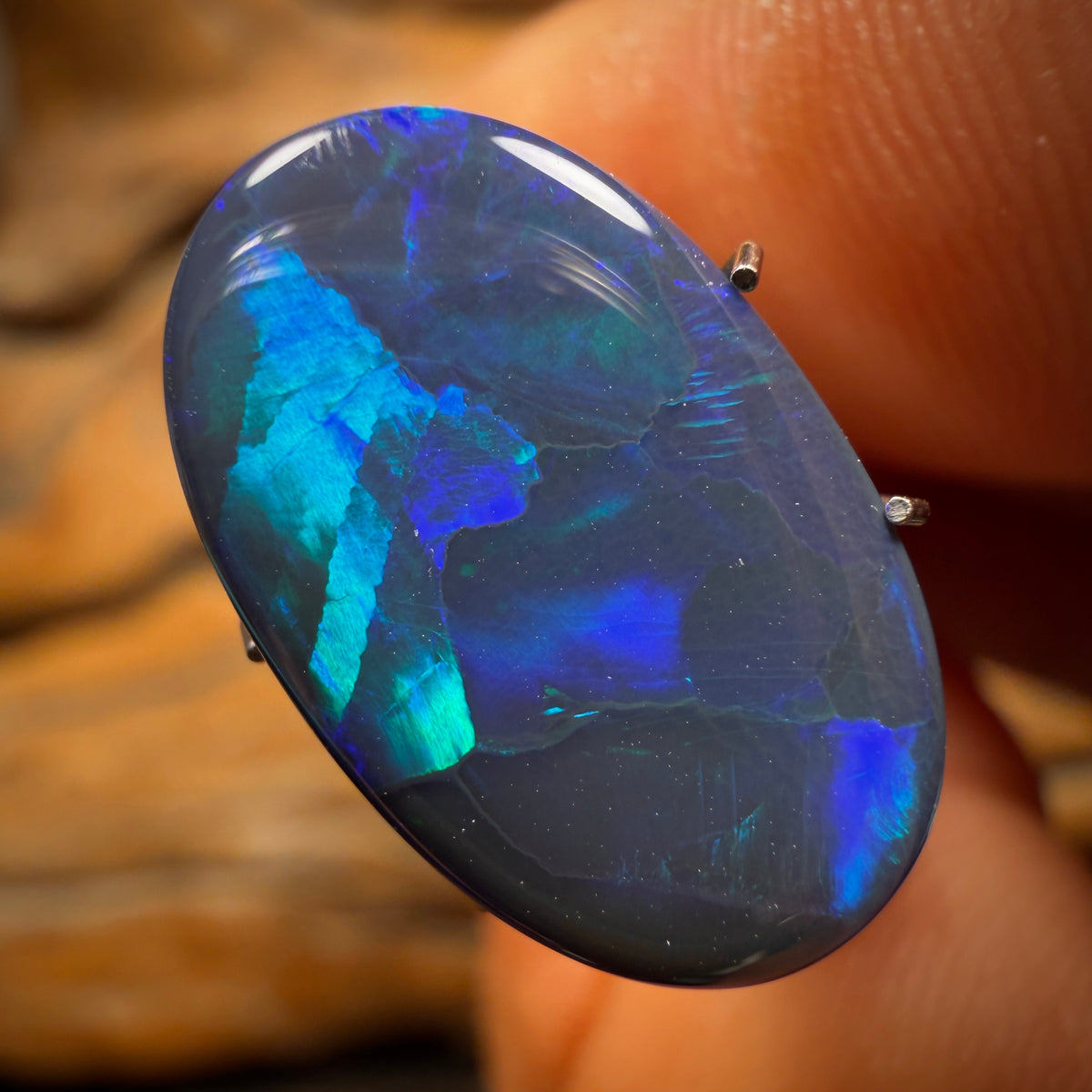 6.3cts - Black Opal from Lightning Ridge