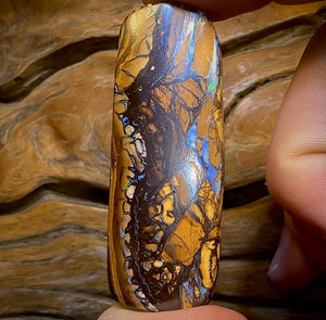 137.2cts - Extra Large Tribal Queensland Boulder Opal from Yowah