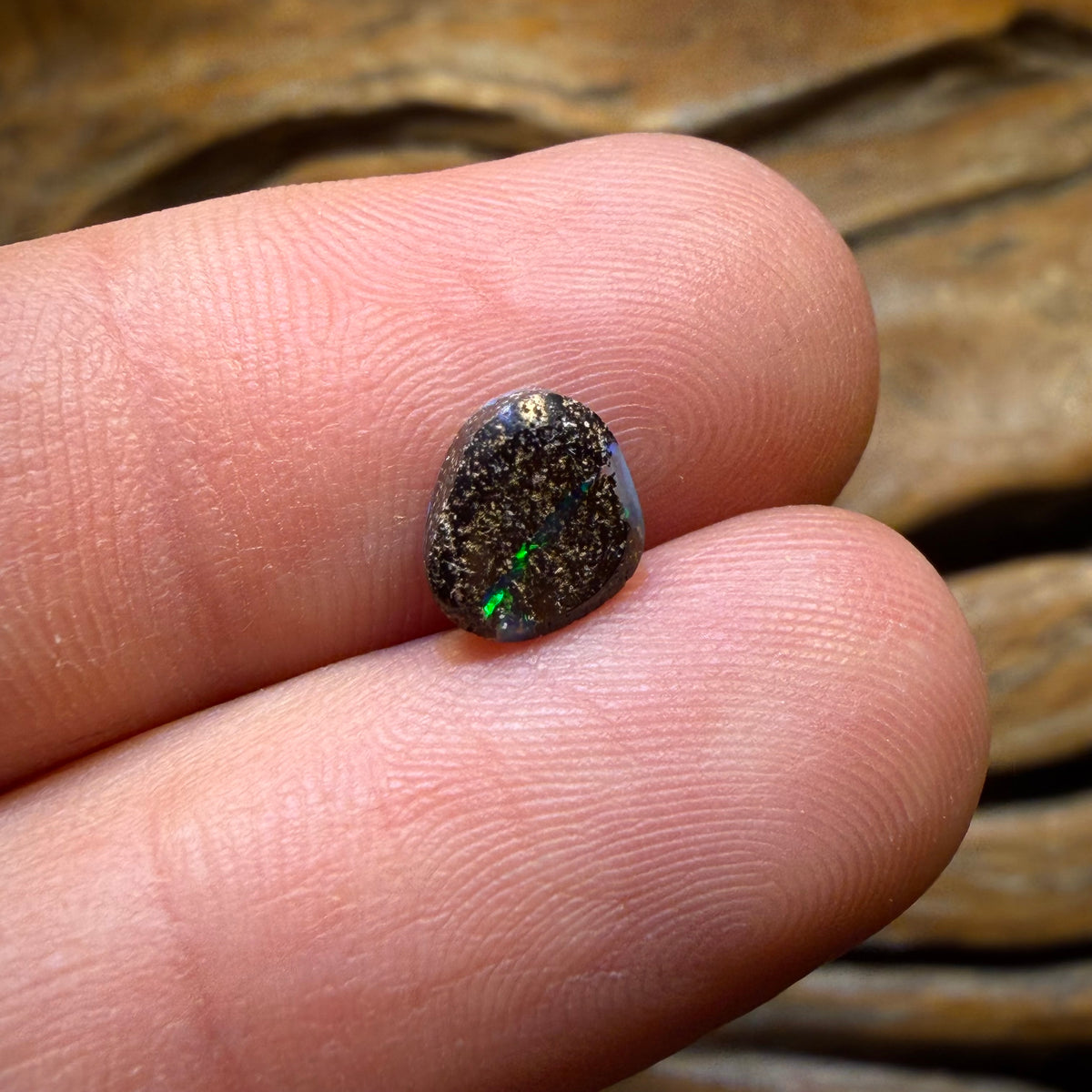 Wild card! 1.3cts - Solid Queensland Boulder Seam Opal. Australian Opal