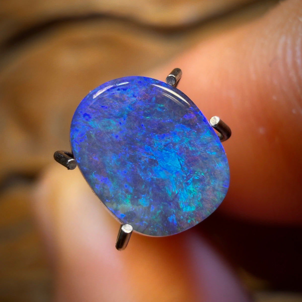 🔨 AUCTION 🔨 1.3cts - Queensland Boulder Seam Opal. Australian Opal