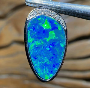 14k White Gold - Queensland Boulder Doublet Opal Pendant with Diamonds - Opal Whisperers