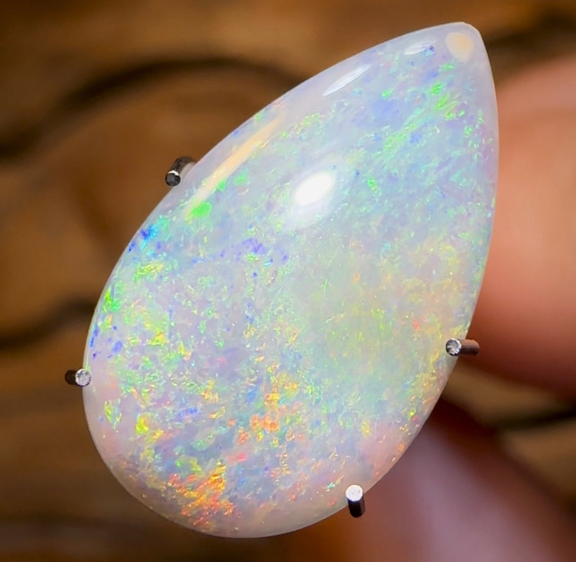 1.8cts - Lightning Ridge Light Opal - Opal Whisperers