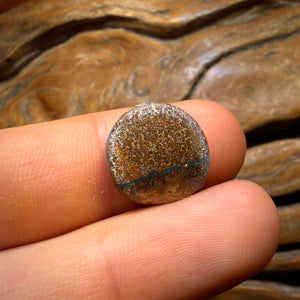 8.9cts - Top Australian Boulder Seam Opal from Winton