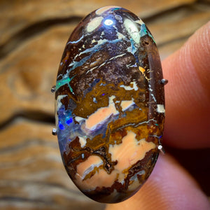 8.7cts - Tribal Yowah Nut Opal. Australian Opal
