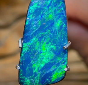 1.8cts - Lightning Ridge Black Opal Doublet