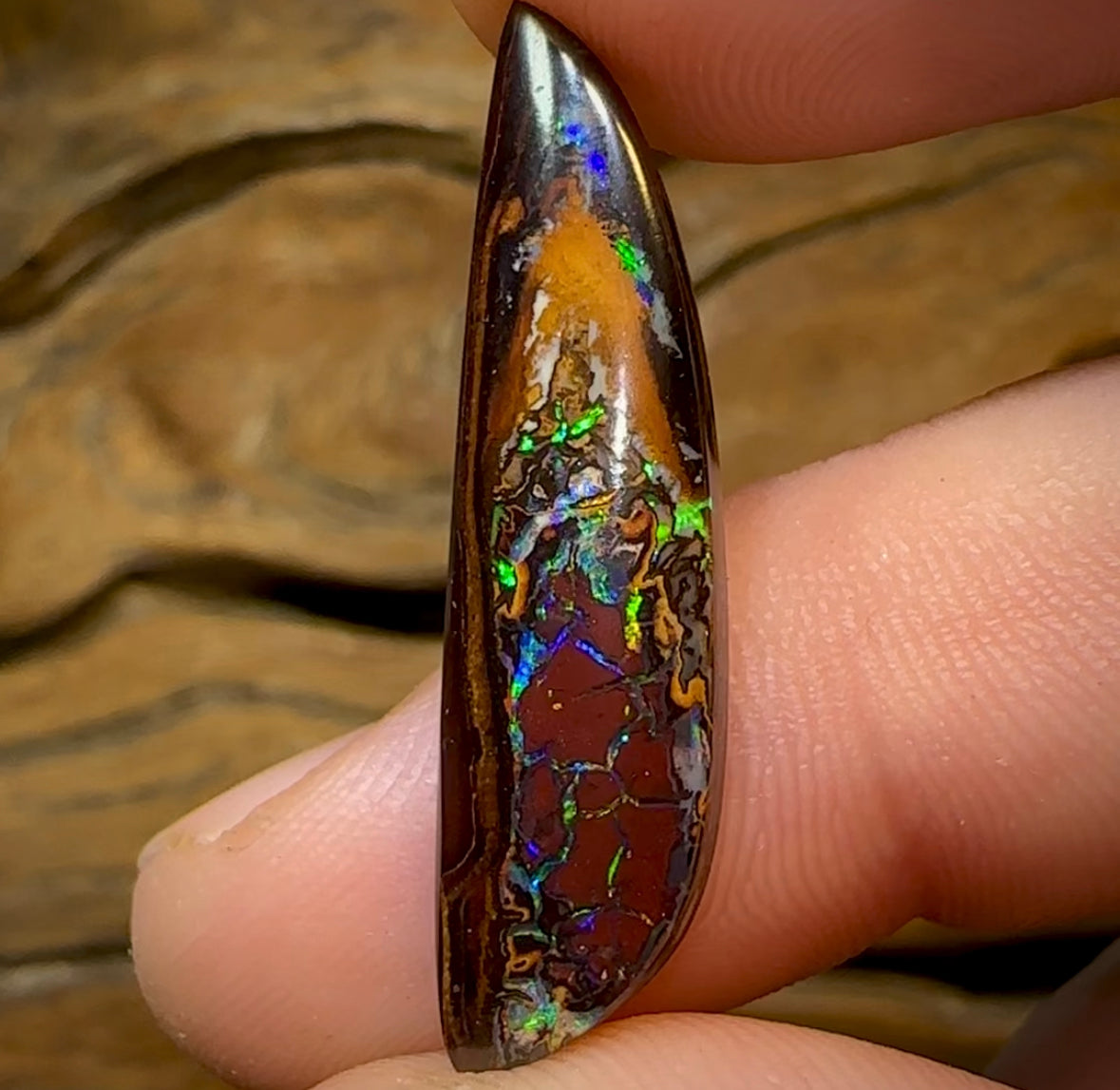 13.7cts - Australian Boulder Opal. Electric Sail Tribal Pattern - Opal Whisperers