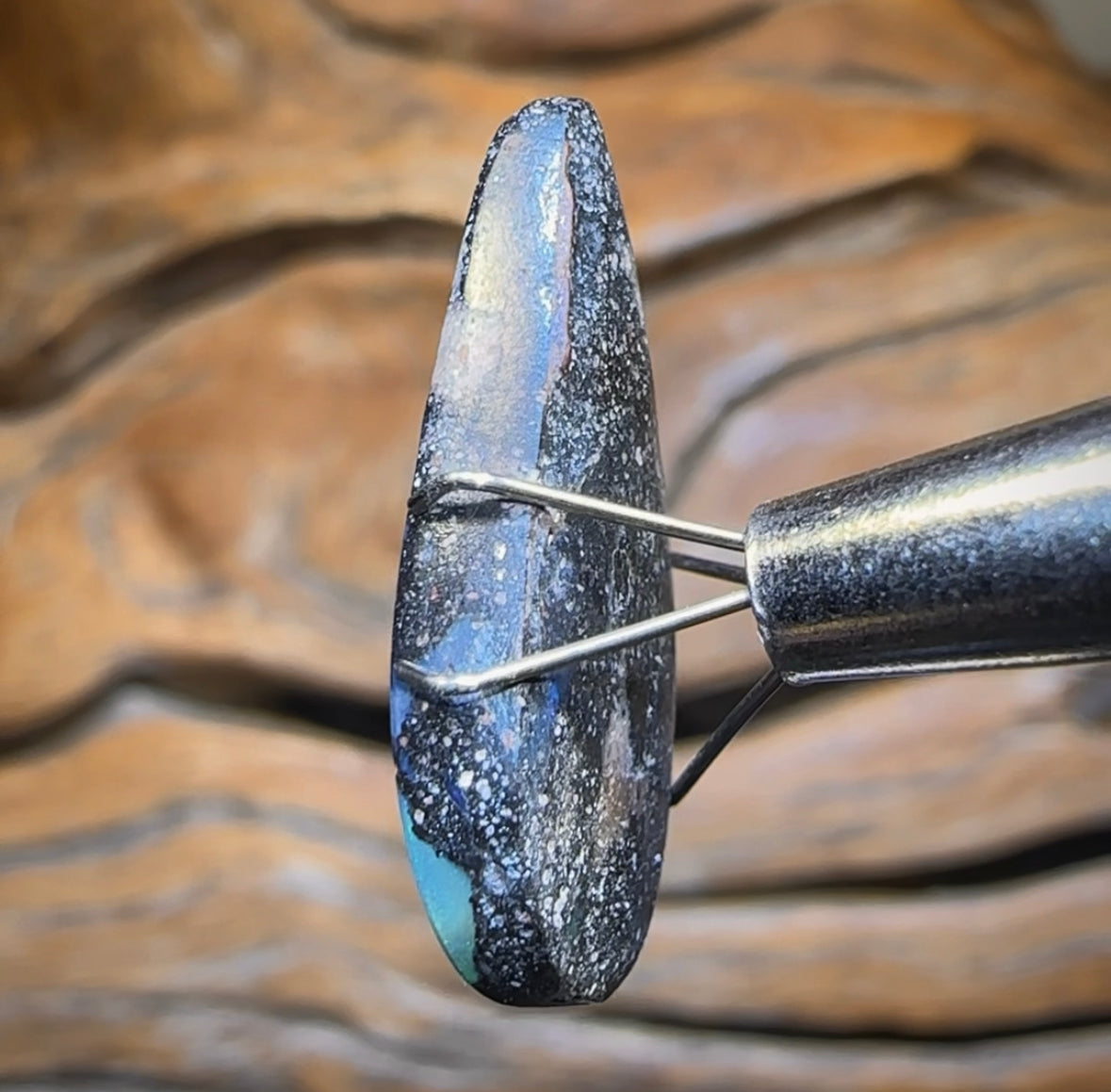 7.4cts - Queensland Boulder Seam Opal - Opal Whisperers