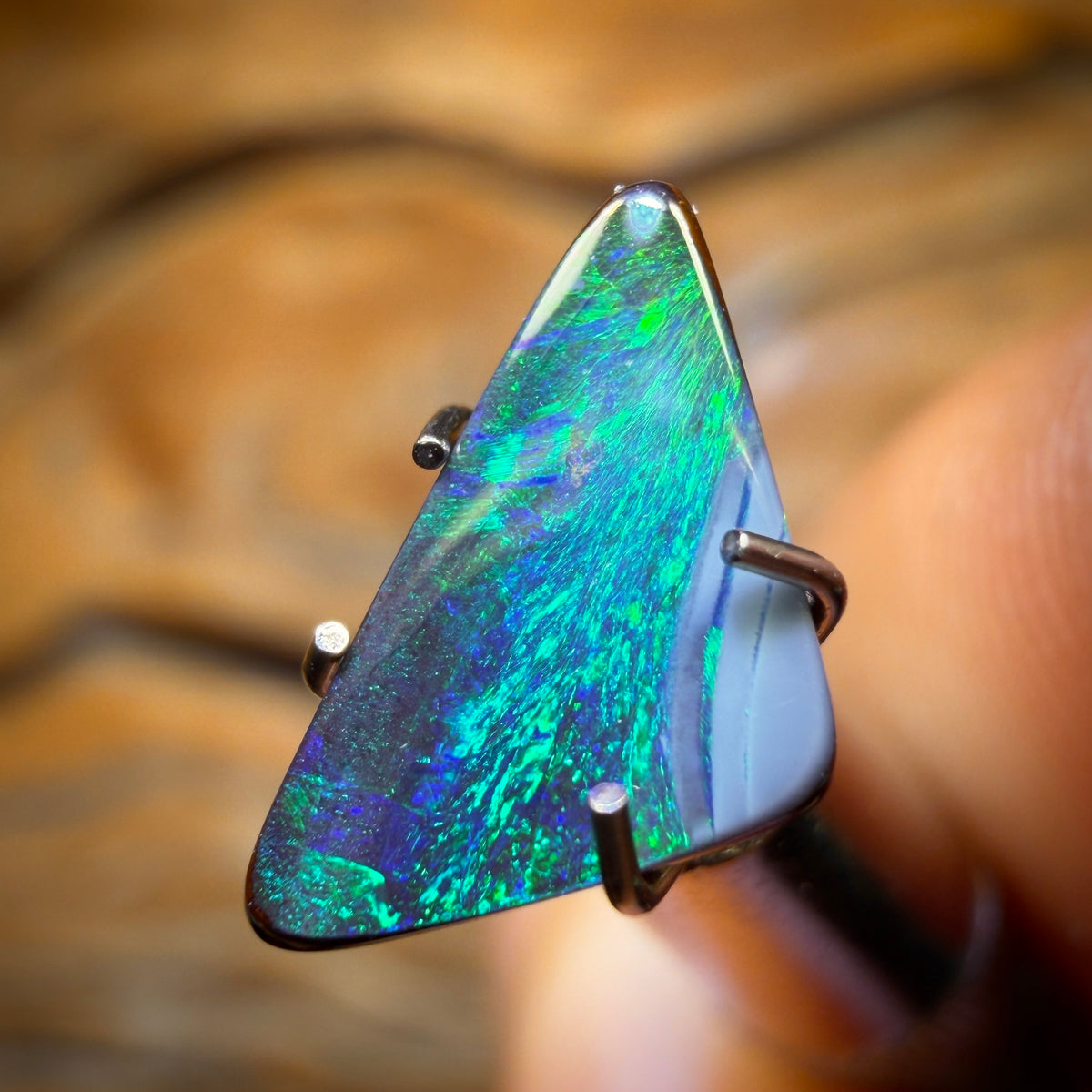 1.2cts - “Fuji” Australian Boulder Seam Opal