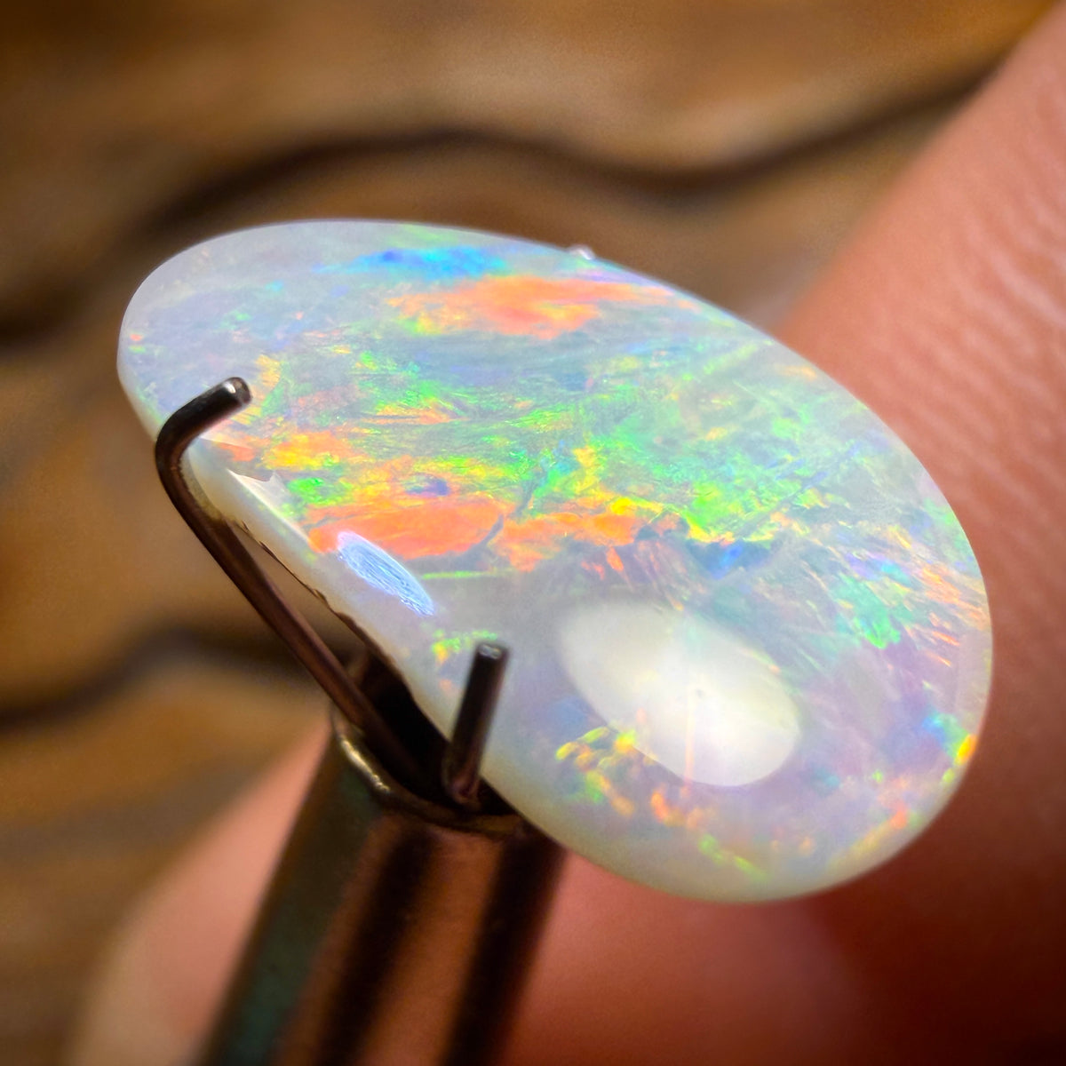 2.6cts - South Australian White Opal from Coober Pedy