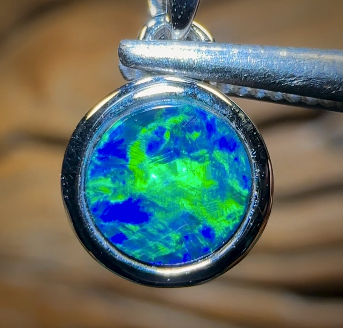 Auction Fall-Through = Your Gain! 🔥 Now 50% Off RRP 🚨  14k White Gold - Queensland Boulder Opal Doublet Pendant