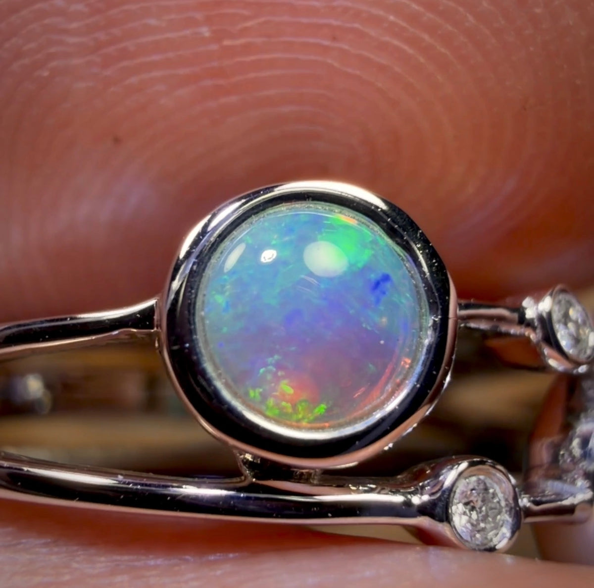 14k White Gold - “Bubble” Solid South Australian Crystal Opal Ring